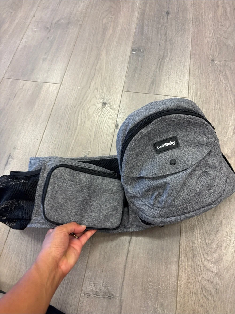 Tushbaby Gray Baby Hip Seat Carrier